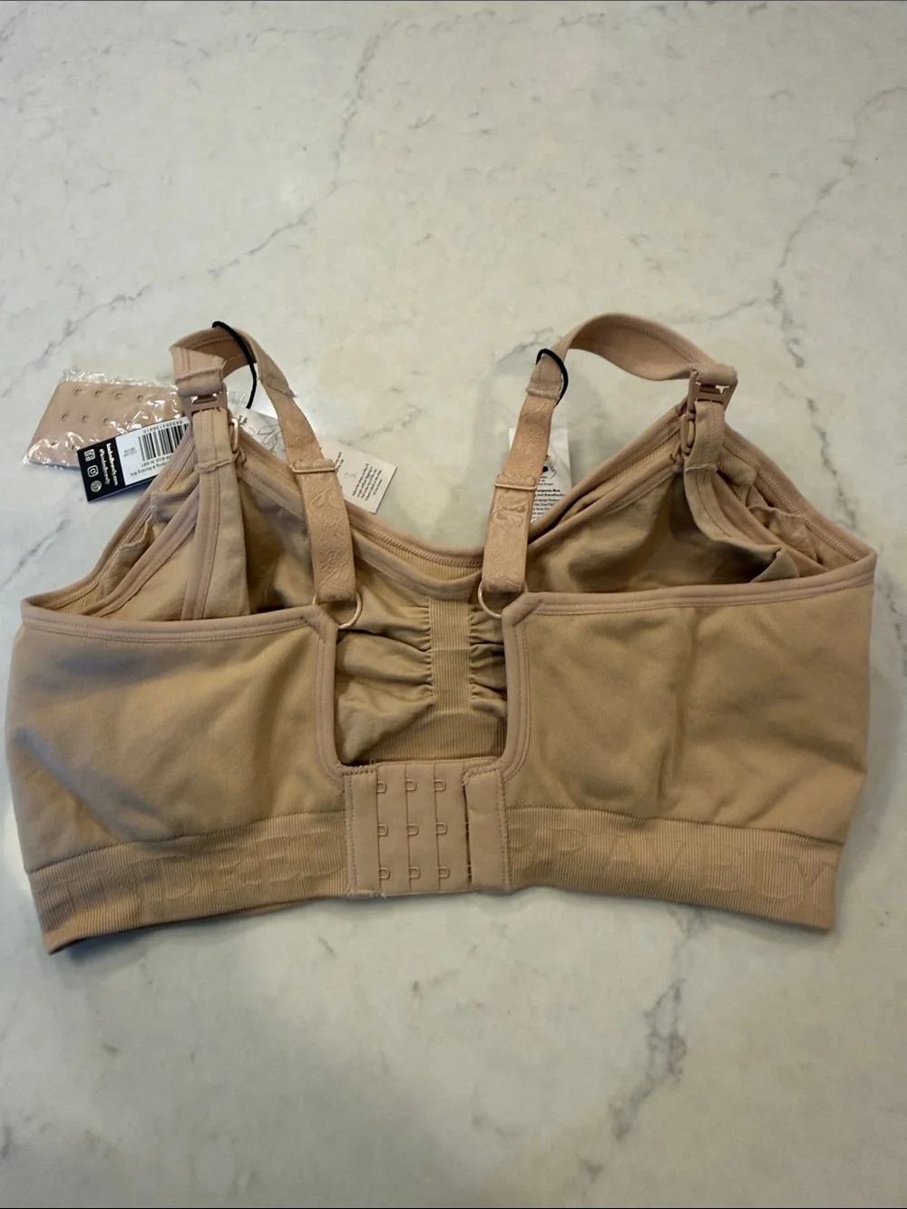 Kindred Bravely Sublime® Hands-Free Pumping & Nursing Bra MEDIUM - SUPER BUSYY